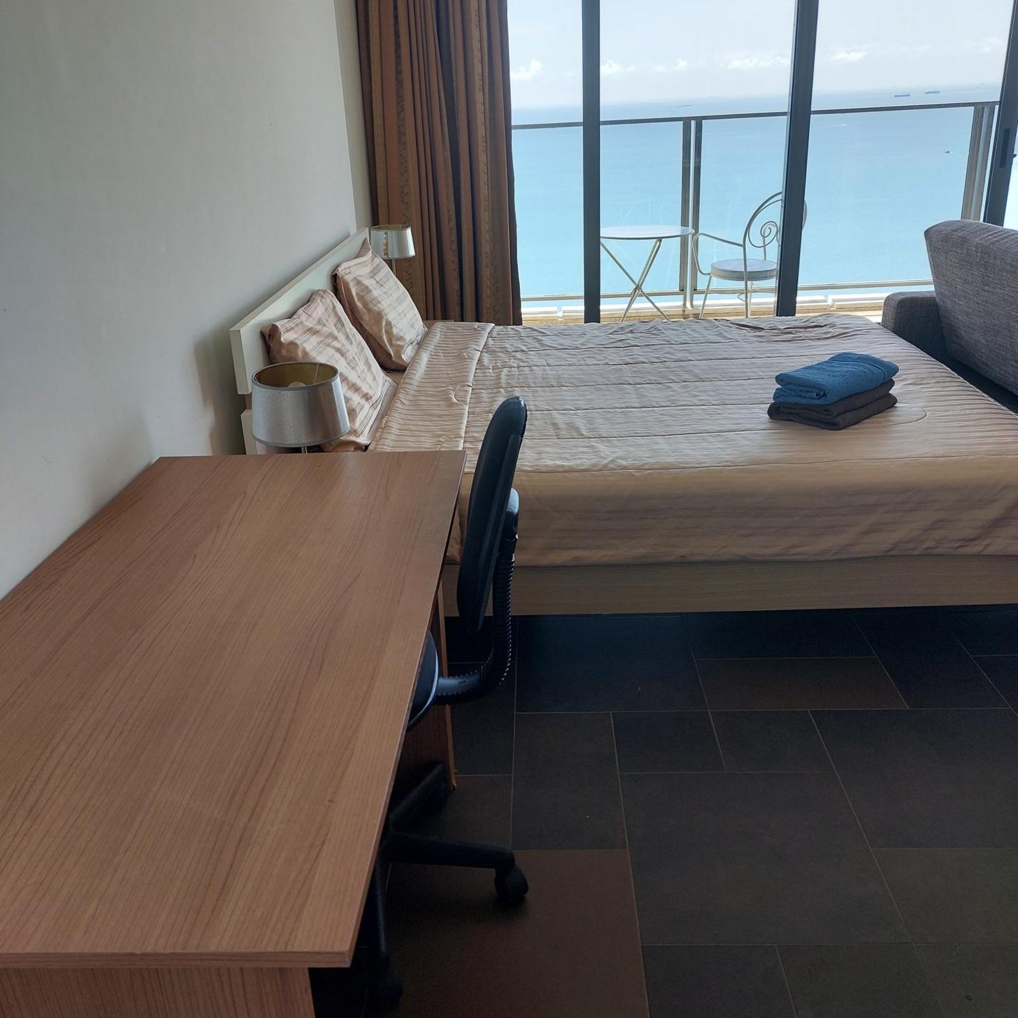 Sea View Apartment In Паттайя Экстерьер фото
